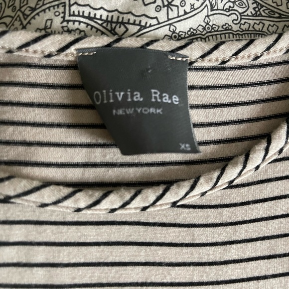 Olivia Rae striped t-shirt dress - Picture 4 of 4